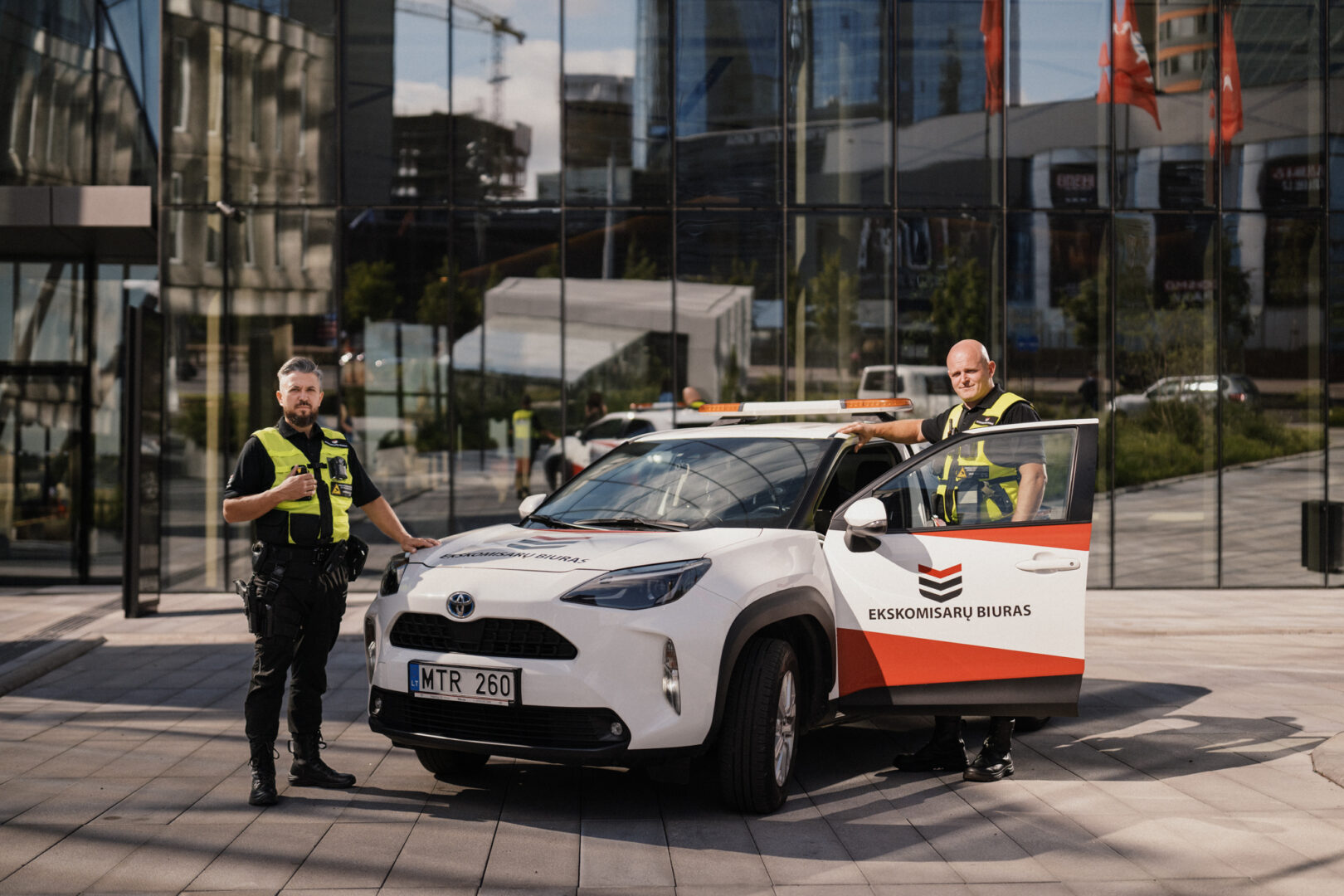 Ekskomisarų biuras & LINQO: efficiënter beheer van beveiligingswerk