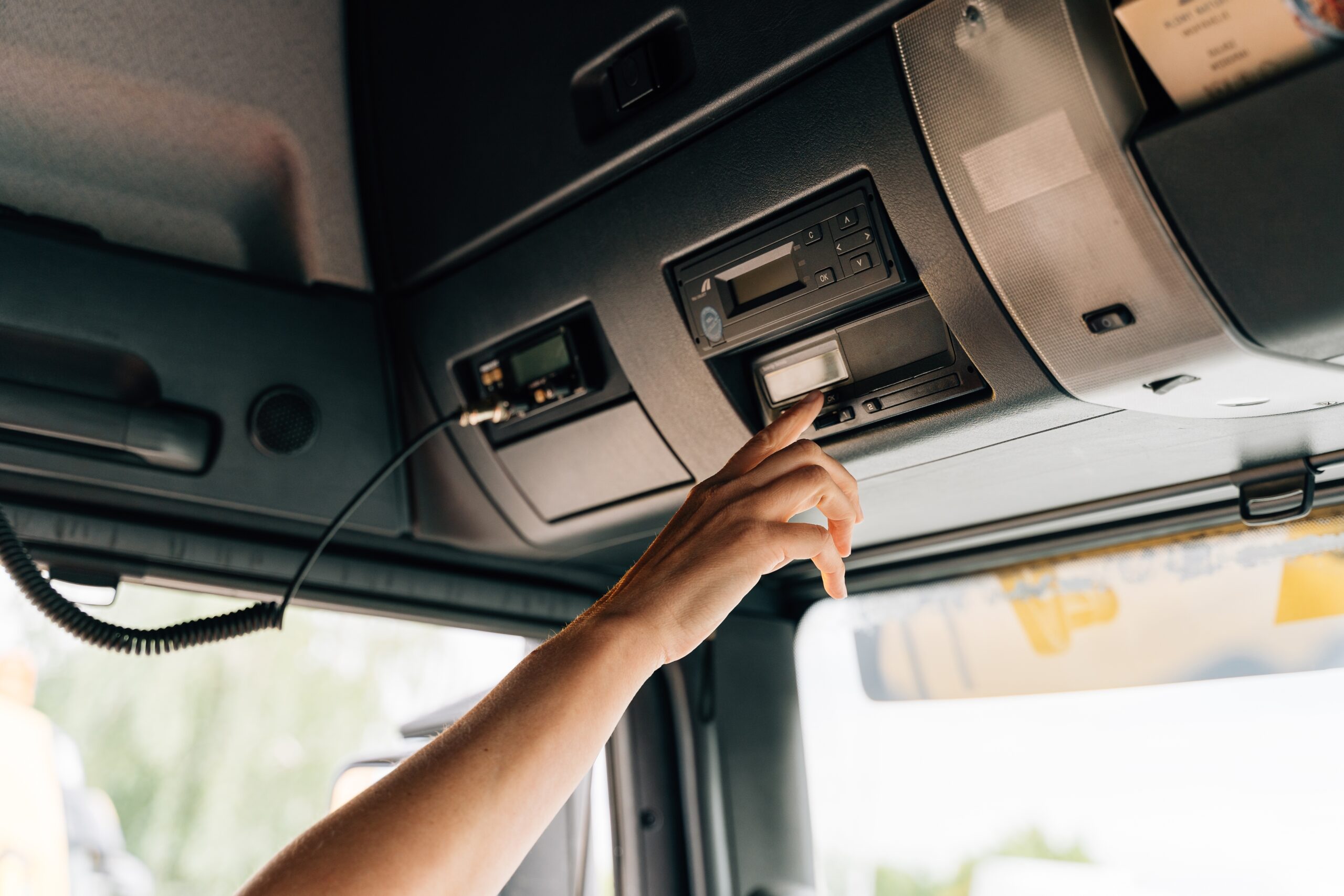 Tachograaf uitlezen: een complete gids voor bedrijven en chauffeurs