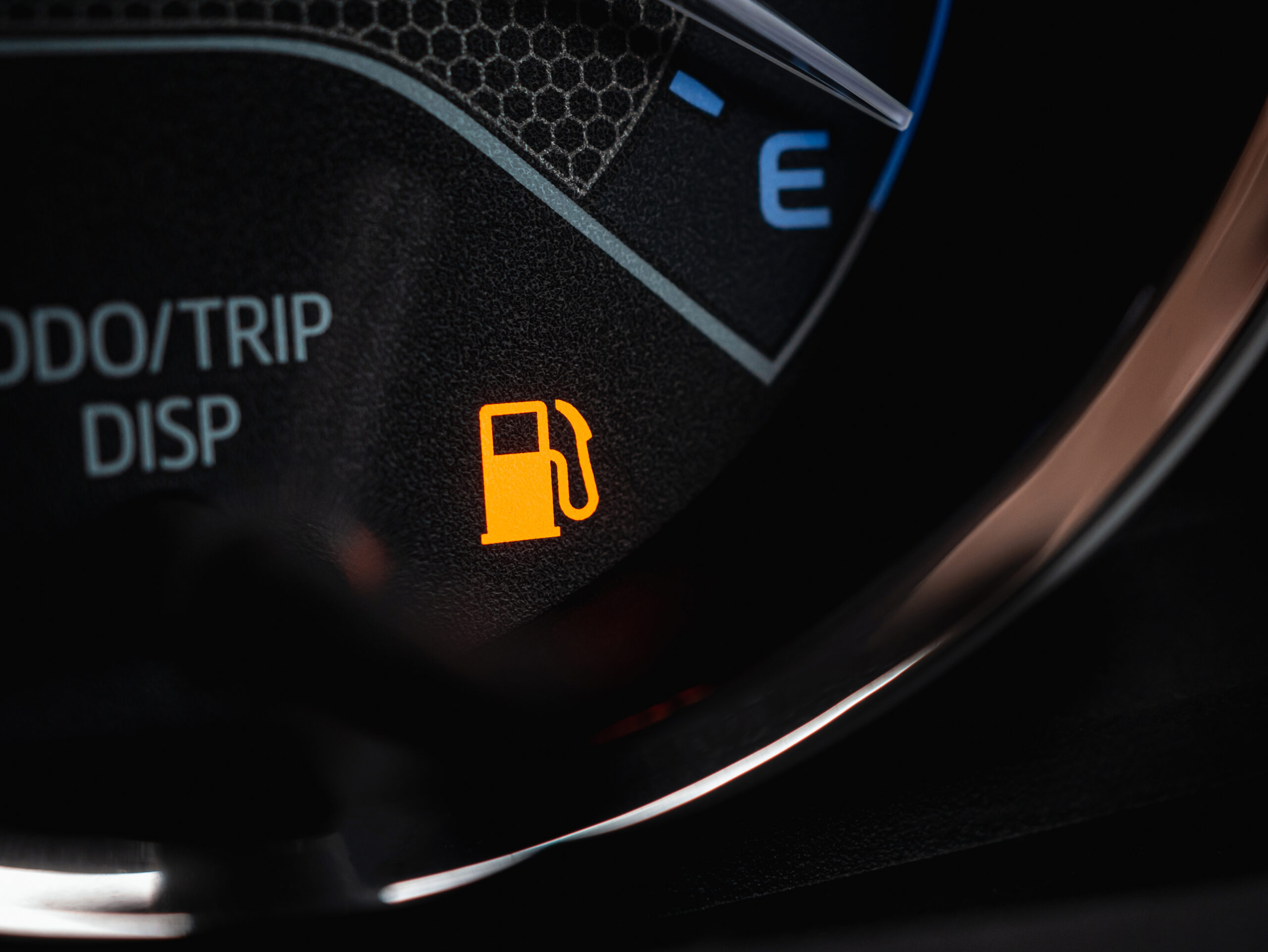 Brandstoftankpictogram op het dashboard
